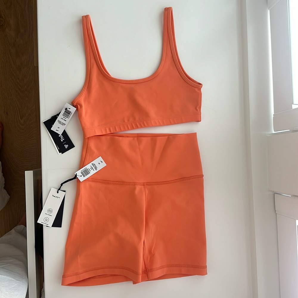 Aritzia set